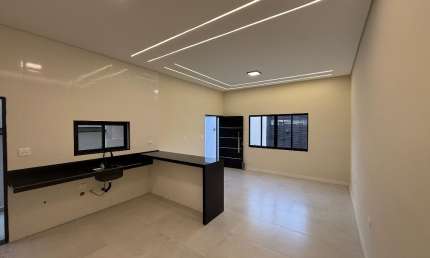 Casa 3 Dormitórios ( 1 suíte), 2 vagas, Residencial Bosque dos Ipês, Sjc.