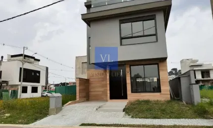 Casa de luxo com 3 suítes no condomínio Vivendas do Parque
