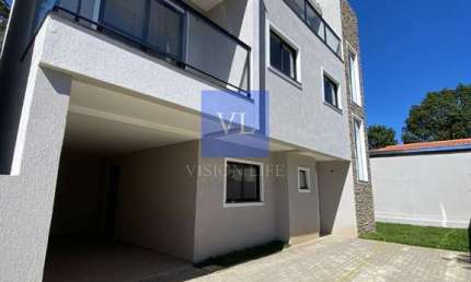 Sobrado Triplex de Alto Padrão com Terraço e Jardim
