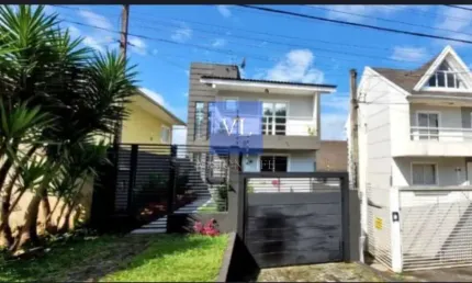 Sobrado Exclusivo no Santa Cândida - 3 Quartos, Próximo à Fernando de Noronha