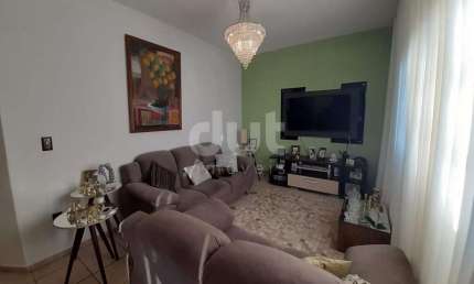 Casa com 3 quartos à venda na Rua Jacarandá, 209, Alto de Pinheiros, Paulínia, 220 m2 por R$ 750.000