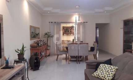 Casa em condomínio fechado com 3 quartos à venda na Avenida Ferdinando Viacava, 873, João Aranha, Paulínia, 190 m2 por R$ 795.000