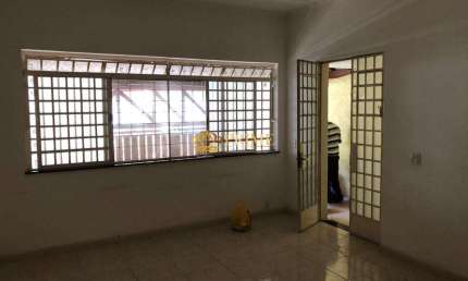 Casa com 2 quartos à venda na Rua Antônio Cesarino, 307, Centro, Campinas, 170 m2 por R$ 636.000