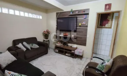 Casa com 3 quartos à venda na Rua João Coutinho de Oliveira, 18, Dic IV (Conjunto Habitacional Lech Walesa), Campinas, 120 m2 por R$ 380.000