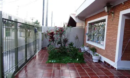 Casa com 3 quartos à venda na Rua Roberto Teixeira dos Santos, 571, Parque Taquaral, Campinas, 186 m2 por R$ 1.100.000