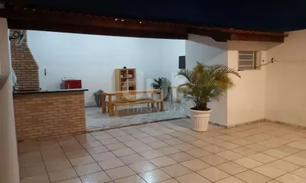 Casa com 2 quartos à venda na Rua Doutor Eurycledes de Jesus Zerbini, 115, Residencial Santa Madre Paulina, Salto, 135 m2 por R$ 440.000