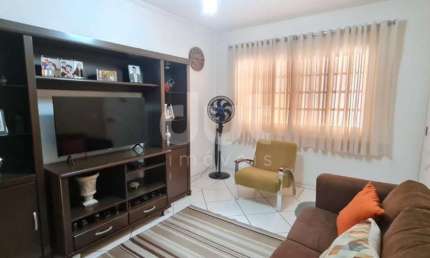 Casa com 3 quartos à venda na Antonio Moreira dos Santos, 91, Vila Nova Louveira, Louveira, 210 m2 por R$ 750.000