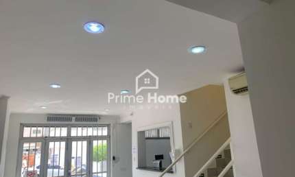 Prédio para alugar na Rua Barata Ribeiro, 323, Vila Itapura, Campinas, 293 m2 por R$ 11.000