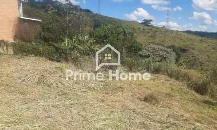 Terreno à venda na Alfeu Humberto Cozoli, Parque Flamboyant, Amparo por R$ 300.000
