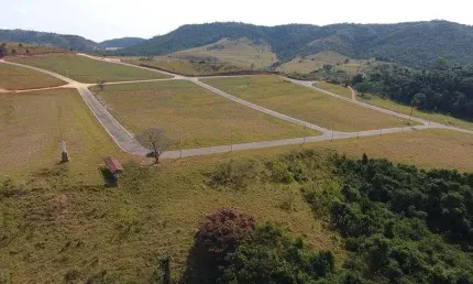 Terreno em condomínio fechado à venda na rodovia joão beira, 5235, arcadas, amparo por r$ 315.000
