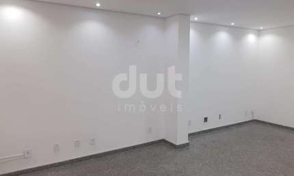 Sala comercial para alugar na Rua José Paulino, 1542, Centro, Campinas, 27 m2 por R$ 700