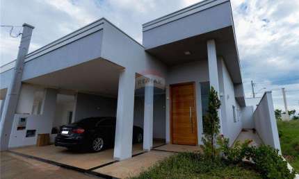 Casa à venda no Aeroporto, Araçatuba 