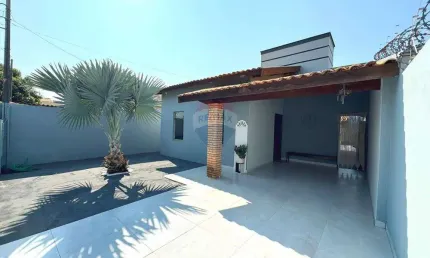 Casa a Venda no Bairro Concórdia I (Primeira Rua do Bairro)3dorm/suíte - Área Gourmet