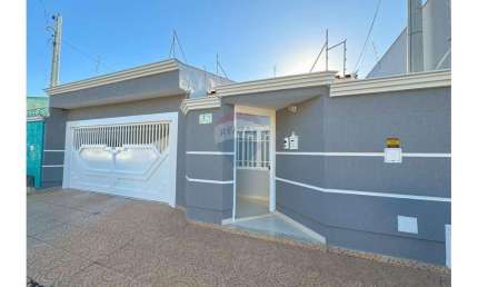 Casa com 3 quartos à venda no Presidente, Araçatuba 
