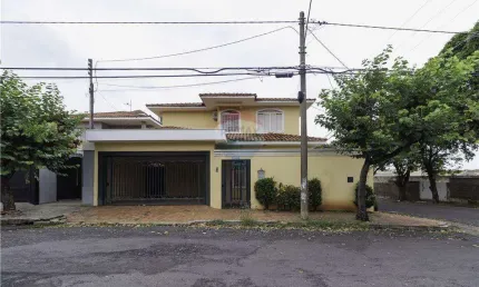 Casa à venda na Coelho Neto, 1411, Bairro das Bandeiras, Araçatuba