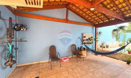 Casa a venda - Piscina - Planejados - 3 dorm - Suíte - Varanda