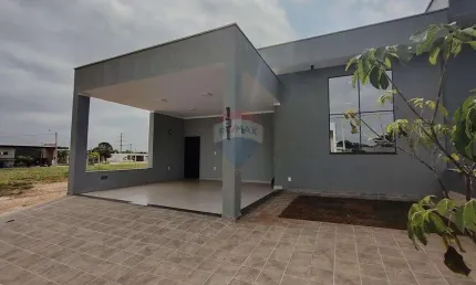 Casa a venda Residencial Laranjeiras - 3dorm/1 suíte - Casa Nova - Fino Acabamento