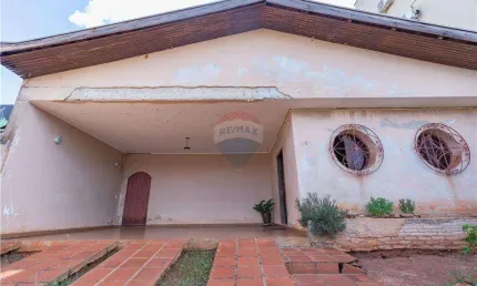 Casa à venda na Cristiano Olsen, 401, Jardim Sumaré, Araçatuba