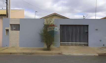 Casa com 2 quartos à venda no Conjunto Habitacional Ivo Tozzi, Araçatuba 
