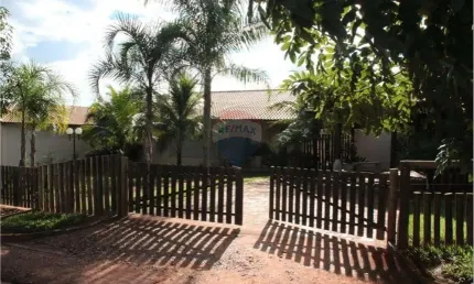 Chácara / sítio com 2 quartos para alugar no Centro, Santo Antônio do Aracanguá 
