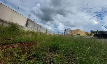 Terreno à venda, 624 m² por R$ 624.000,00 - Vila Franko - Apucarana/PR
