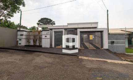Casa com 3 dormitórios à venda, 195 m² por R$ 750.000,00 - Jardim Flamingos - Apucarana/PR