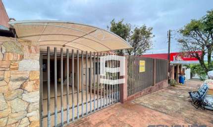 Casa com 3 dormitórios à venda, 171 m² por R$ 450.000,00 - Vila Nova - Apucarana/PR