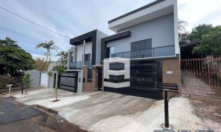 Casa com 3 dormitórios à venda, 176 m² por R$ 760.000,00 - Vila São Carlos - Apucarana/PR