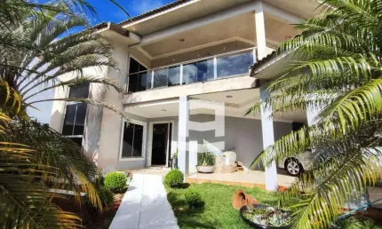 Casa com 4 dormitórios à venda, 340 m² por R$ 810.000,00 - Jardim Presidente Kennedy - Apucarana/PR