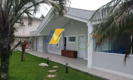 Vendo casa de alto padrão no guarujá. jardim acapulco
