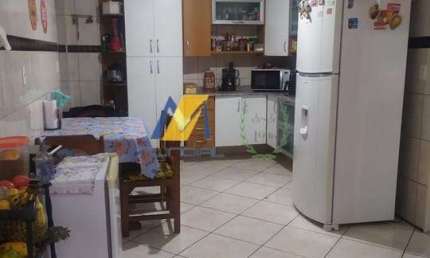 Casa com 2 quartos à venda na Rua Cosme e Damião, Jardim Ana Maria, Santo André, 136 m2 por R$ 420.000