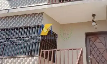Sobrado à Venda com 359m², 4 dormitórios, 4 suítes, 1 sala e 5 vagas!!!