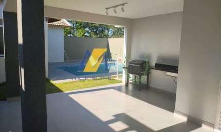 CASA PARA VENDA ,COM SUÍTE E PISCINA  EM VARGEM  GRANDE PAULISTA