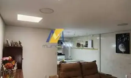 Linda casa totalmente reformada à venda. ao lado do parque regional da criança!