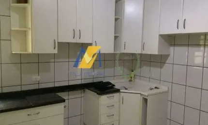 'Família grande? E se eu te mostrasse um apê com quintal e churrasqueira em rua tranquila?'