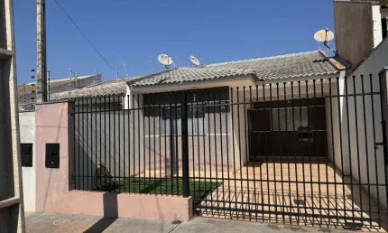 Casa com 3 quartos à venda na Rua Americo Laerte Bugatão, 653, Jardim Andrade, Maringá