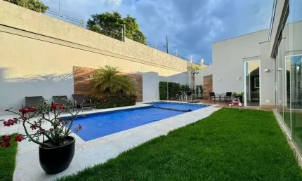Condomínio Maanain | Sobrado à Venda | 468m2 | 3 Suítes