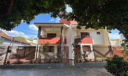 Casa com 2 quartos à venda na Rua Tietê, 481, Zona 07, Maringá