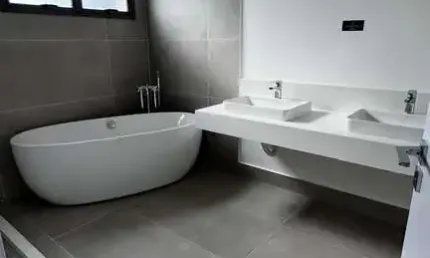 Apartamento com 3 quartos à venda na Avenida Tiradentes, 824, Zona 01, Maringá