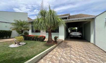 Casa com 3 quartos à venda na Rua das Tipuanas, 1511, Conjunto Habitacional Inocente Vila Nova Júnior, Maringá