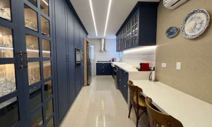 Solarium Lindamente Mobiliado - Rua Arthur Thomas - Centro