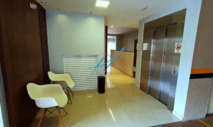 Apartamento à venda em Maringá, Zona 03, com 2 quartos, com 48 m²