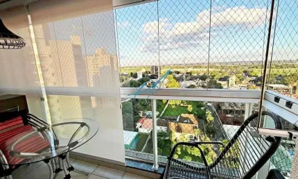 'Excelente apartamento à venda na Zona 08, Maringá.