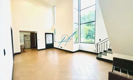 Casa à venda em Maringá, Jardim Iguaçu, com 4 quartos, com 285 m²