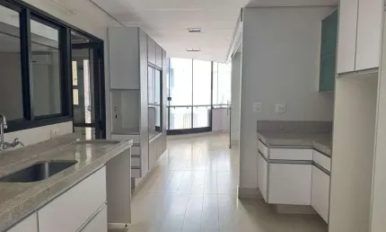 Apartamento com 4 quartos à venda na Avenida XV de Novembro, 89, Zona 01, Maringá