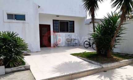 Casa com 4 dormitórios à venda, 300 m² por R$ 750.000,00 - Guriri - Cabo Frio/RJ
