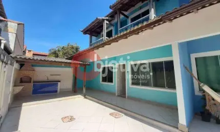 Casa com 4 dormitórios à venda, 118 m² por R$ 650.000,00 - Peró - Cabo Frio/RJ
