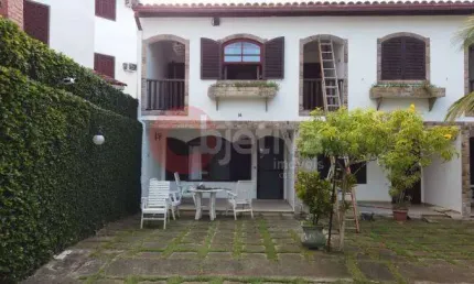 Casa com 2 dormitórios à venda, 99 m² por R$ 450.000,00 - Peró - Cabo Frio/RJ