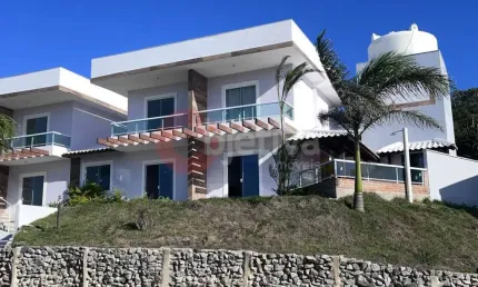 Casas duplex em condomínio, 82 m², Peró - Cabo Frio
