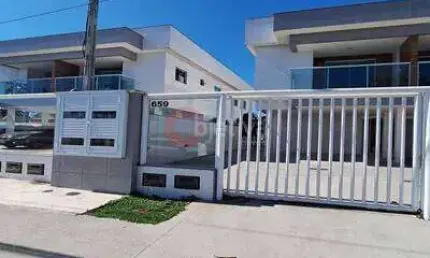 Apartamento à venda de 2 quartos com suíte e varanda - Foguete - Cabo Frio